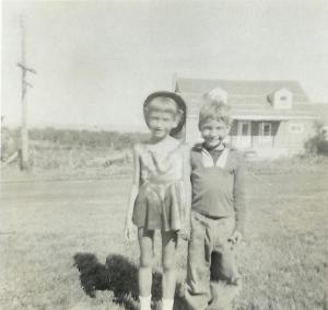 Skinny legs and David across from Kill's house