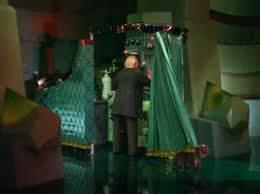 Sneaky cowardly wizard